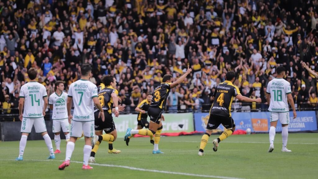 Chapecoense e Criciúma: A Batalha pelo Acesso à Série A