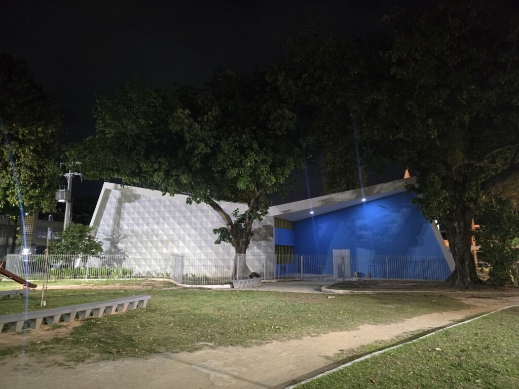 Teatro Armando Gonzaga: Iluminação Nova e Valorização Cultural