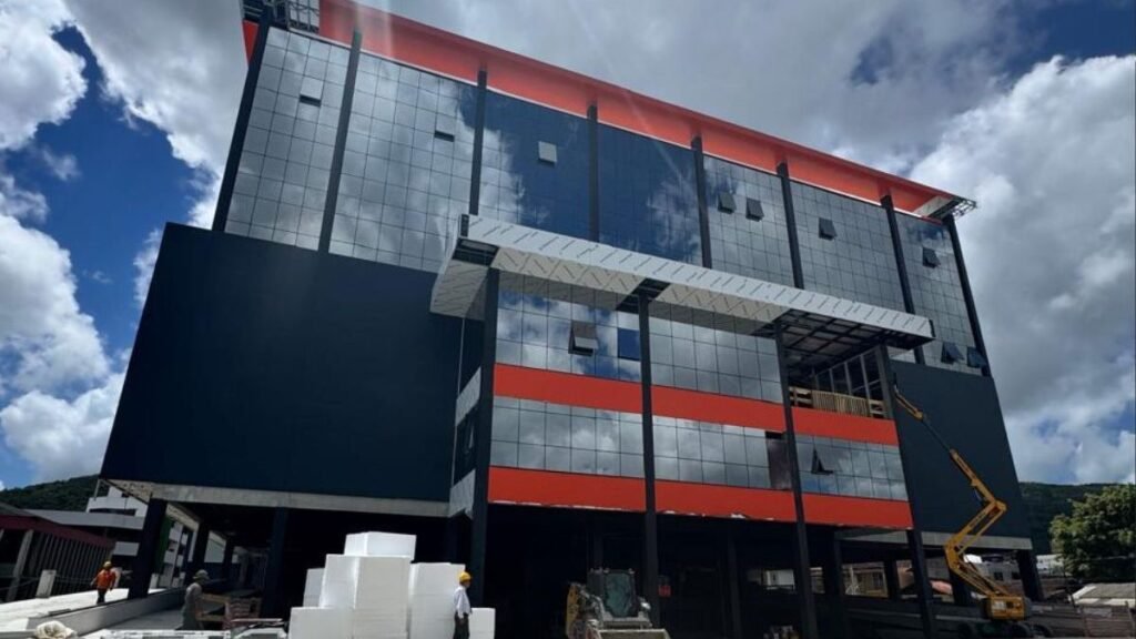 Giassi inaugura megaloja em Florianópolis, impulsionando o mercado