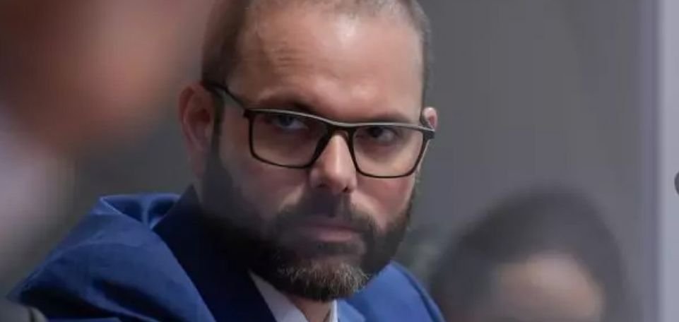 Polêmica no Senado: Deputados Rebatem Ataques de Jorge Seif