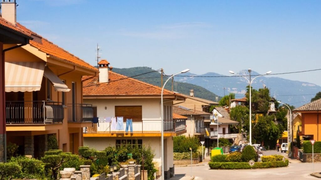 Casa Catarina: Avanços na Habitação Popular em SC