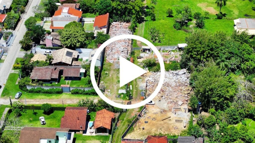 Impactos da Demolição de Imóveis Irregulares em Florianópolis