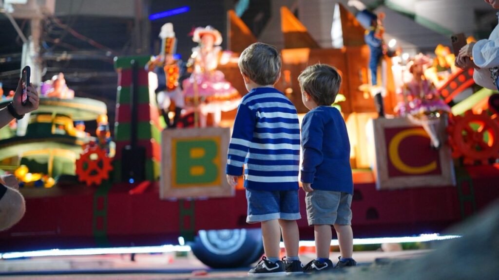 Desfile de Natal em Balneário Camboriú: Um Show de Luz e Emoção
