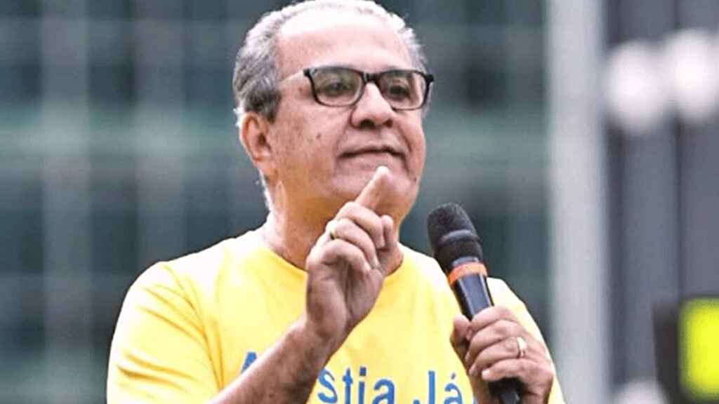 Carlos Bolsonaro e a Política em Santa Catarina: Análise