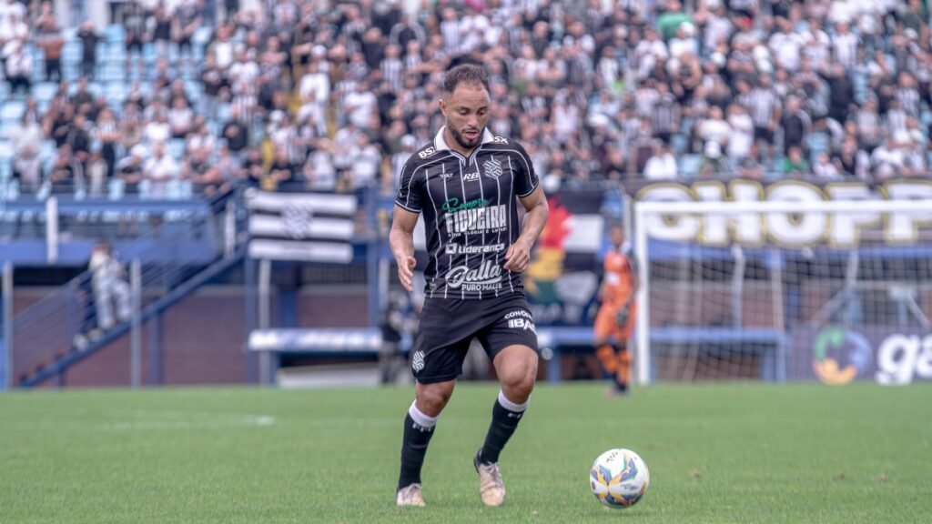 Futuro de Rafinha Potiguar no Figueirense em Pauta