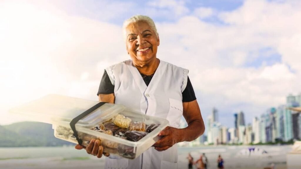 Tia da Cocada: Um Ícone de Balneário Camboriú e Seu Impacto