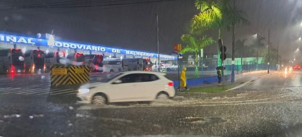 Impactos das Chuvas em Balneário Camboriú: O Que Esperar?