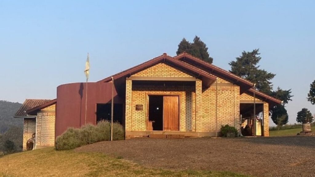 Impacto do Abatedouro no Turismo e Imóveis em SC