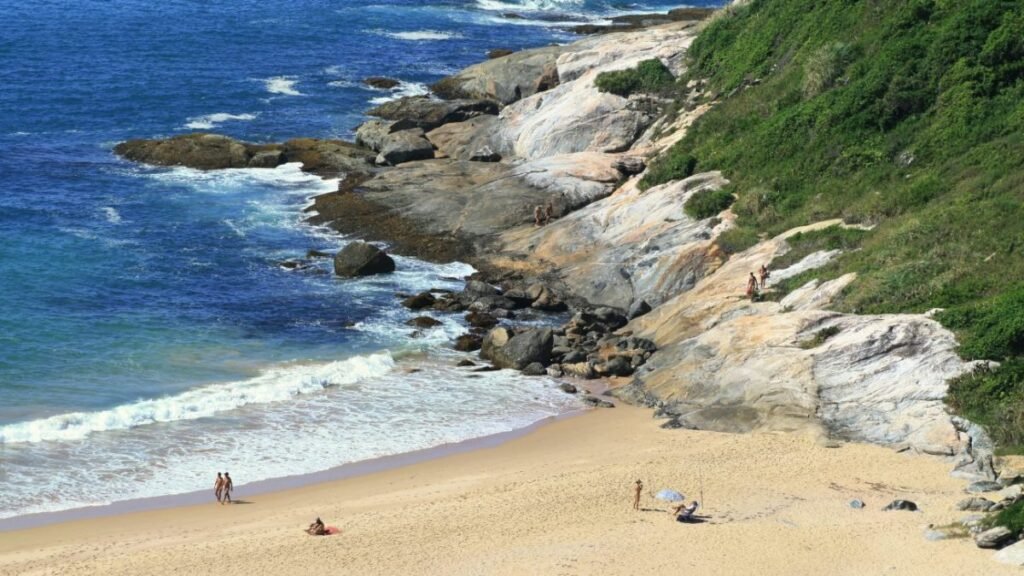 Impactos do Fim do Naturismo em Balneário Camboriú