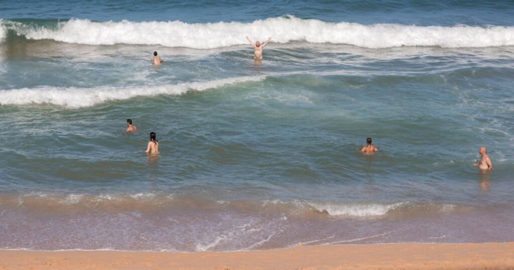 Impactos da Proibição do Naturismo na Praia do Pinho