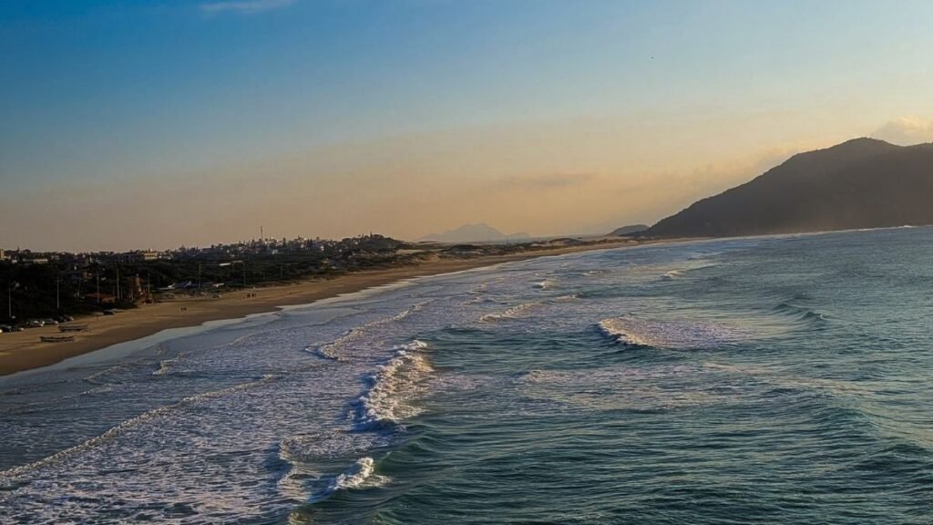 Praias de SC: Conheça os Pontos Permitidos para Banho