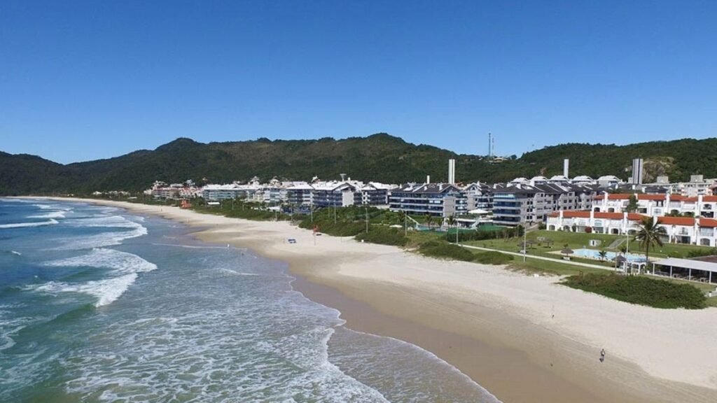 Situação das Praias de Florianópolis e Impactos no Mercado Imobiliário