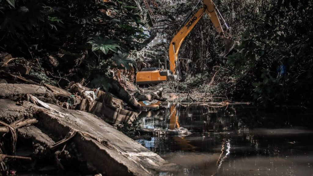 Ciclone em SC: Impactos e Cuidados para Investidores Imobiliários