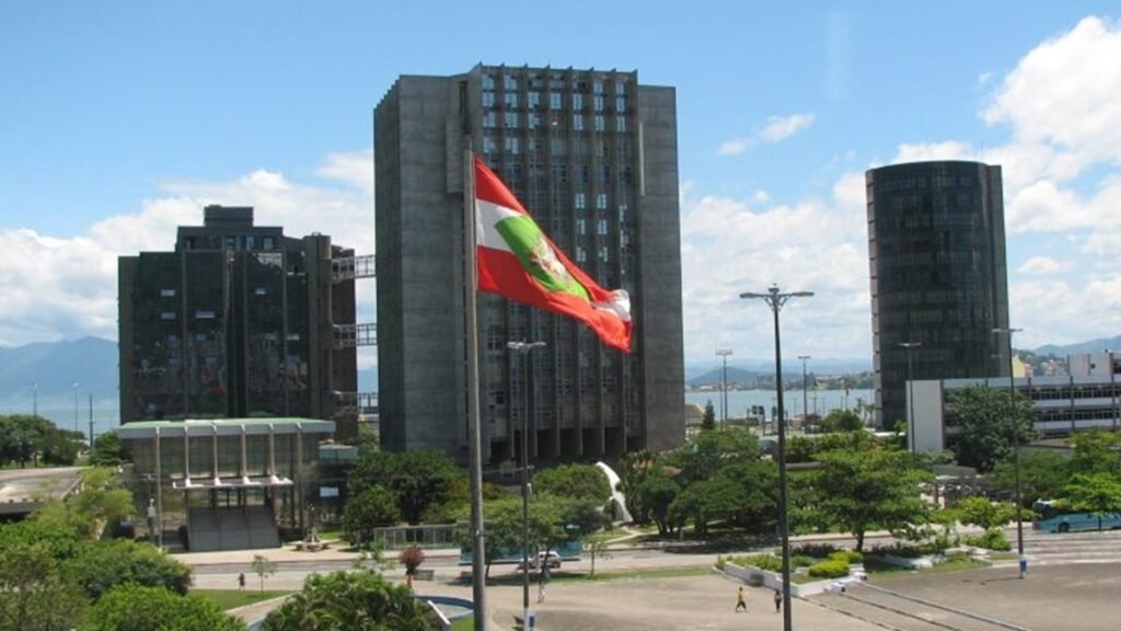 Decisão Judicial Impacta Avaí e SAF: O Que Esperar?